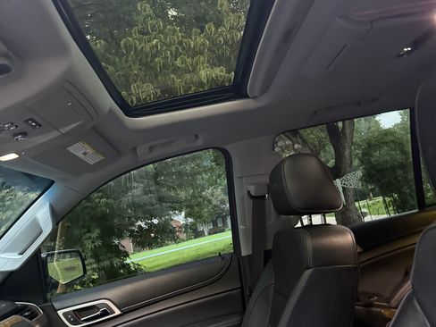 Used 2017 GMC Yukon Denali w/ Open Road Package RWD image 6