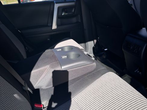 Used 2020 Toyota 4Runner SR5 image 14