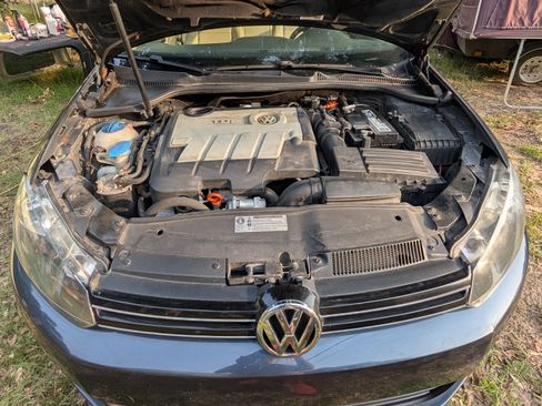 Used 2010 Volkswagen Jetta TDI FWD image 22