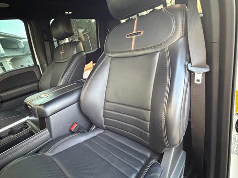 Used 2024 Ford F250 Platinum image 20