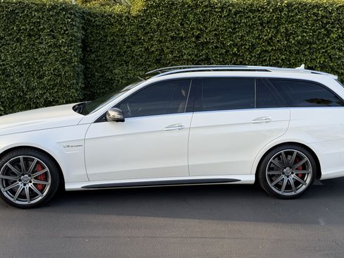 Used 2014 Mercedes-Benz E 63 AMG S-Model image 2
