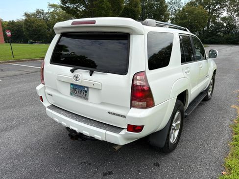 Used 2005 Toyota 4Runner Limited AWD/4WD image 8