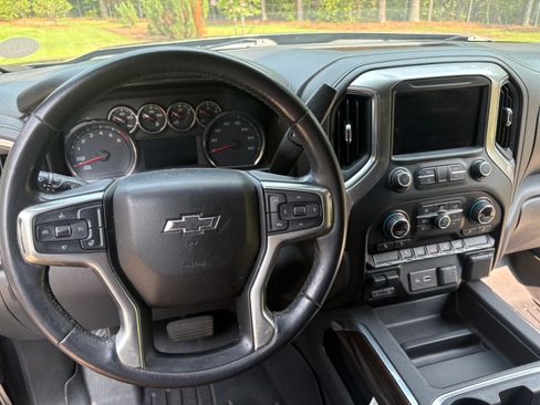 Used 2019 Chevrolet Silverado 1500 RST w/ All-Star Edition AWD/4WD image 6