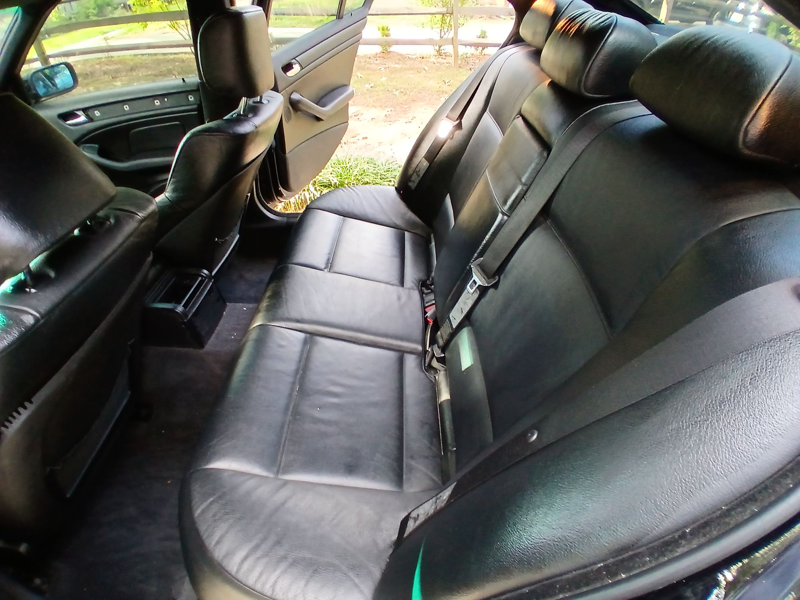 Used 2004 BMW 330i Sedan RWD image 10
