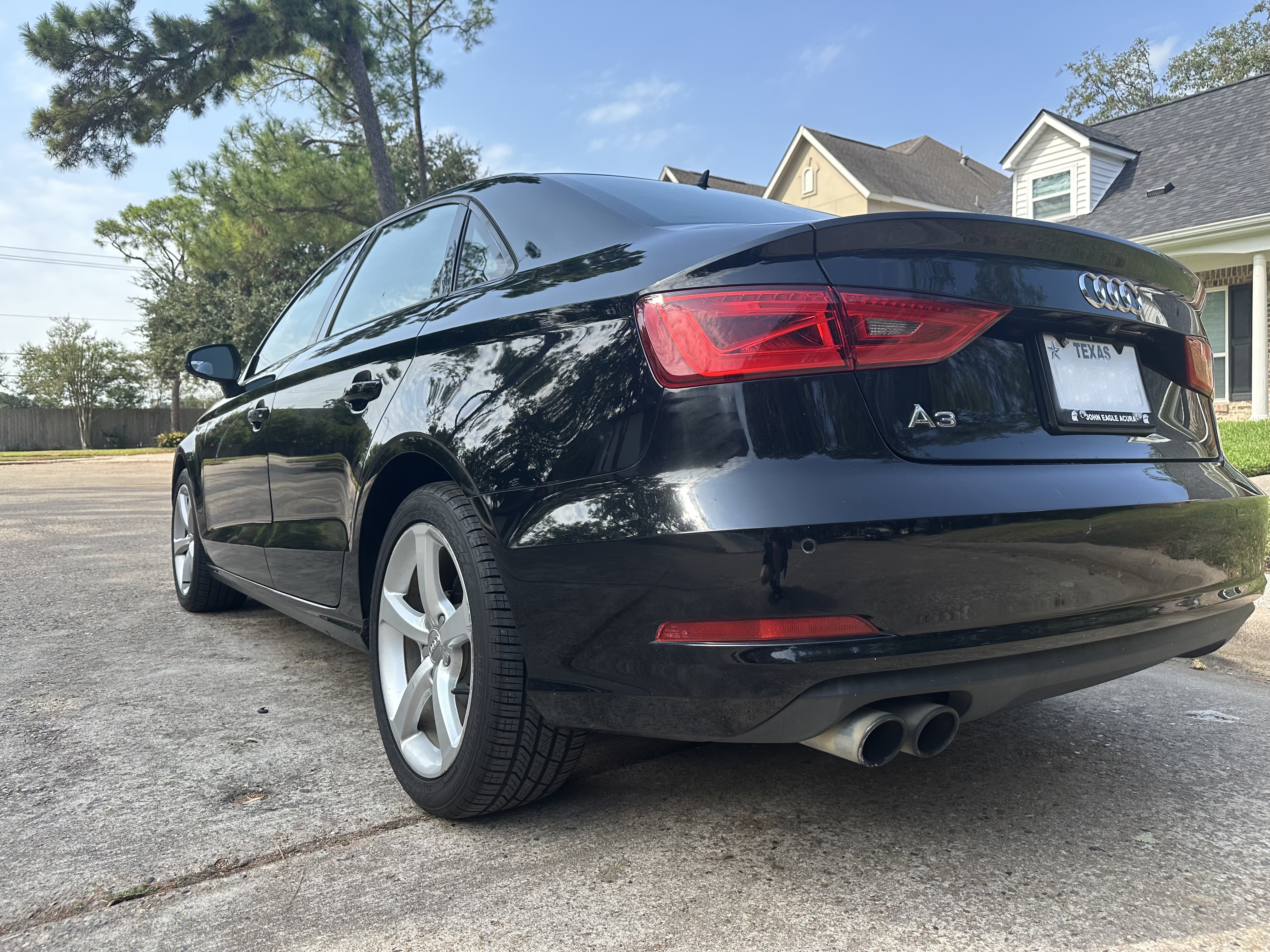 Used 2016 Audi A3 1.8T Premium FWD image 2