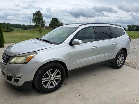Used 2016 Chevrolet Traverse LT AWD/4WD image 4
