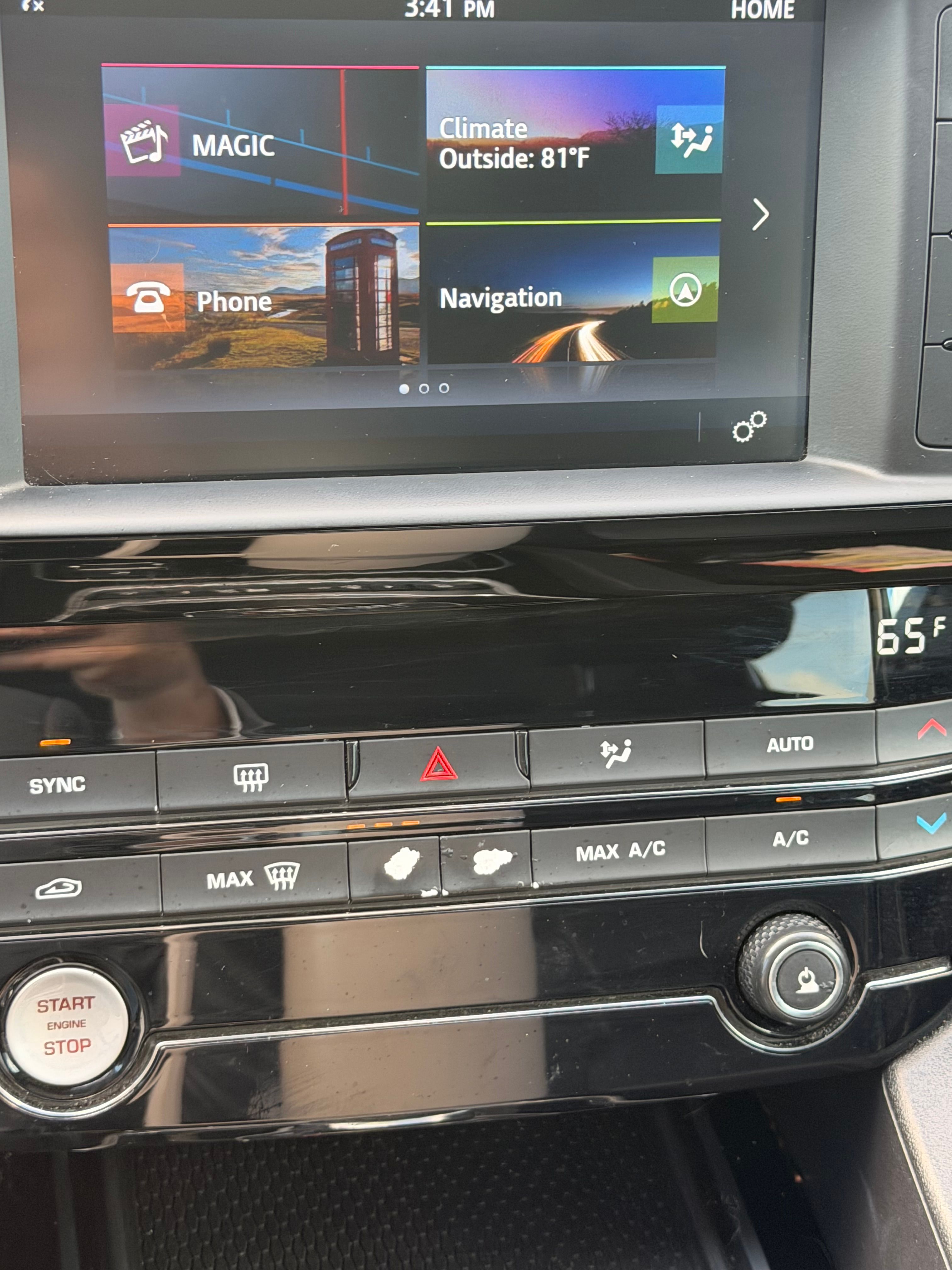 Used 2017 Jaguar F-PACE Premium AWD/4WD image 28