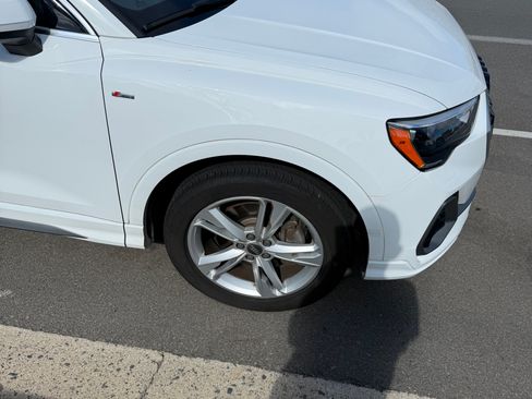 Used 2020 Audi Q3 2.0T Premium AWD/4WD image 2