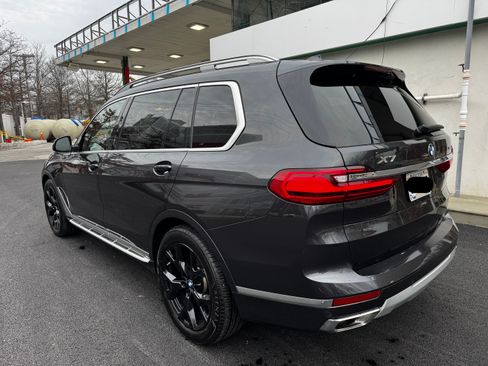 Used 2021 BMW X7 xDrive40i w/ Premium Package image 5