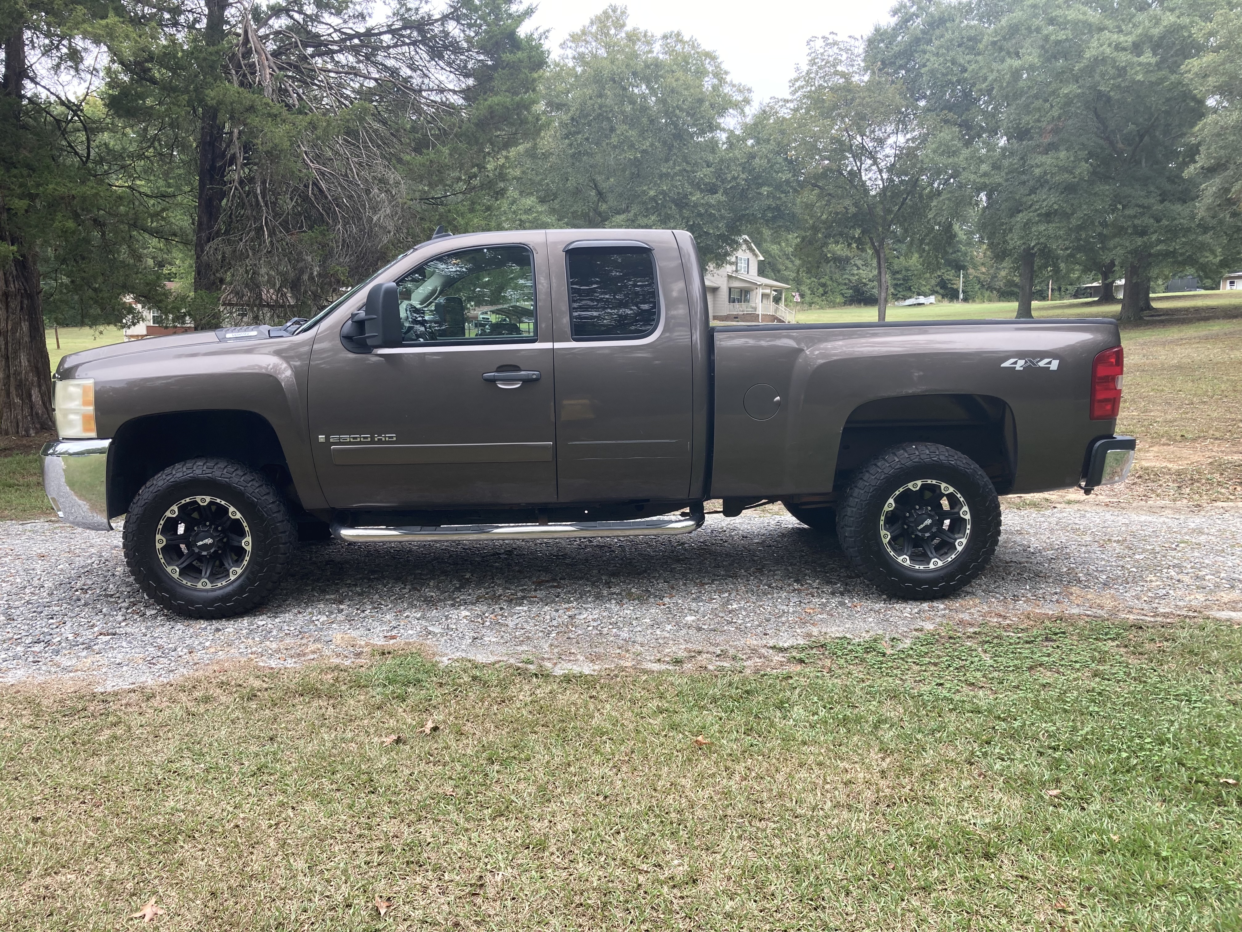 Used 2008 Chevrolet Silverado 2500 LT w/ 1LT Convenience Package AWD/4WD image 5