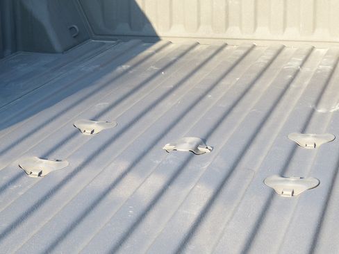 Used 2020 GMC Sierra 2500 SLE w/ SLE Value Package; image 18