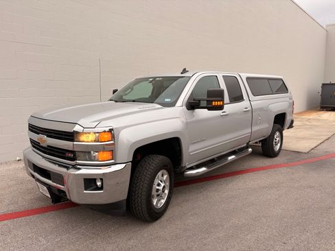 Used 2016 Chevrolet Silverado 2500 LT w/ LT Convenience Package image 1