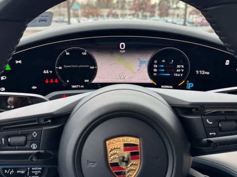 Used 2021 Porsche Taycan 4S image 20