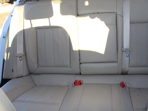 Used 2016 Buick Regal Premium w/ Driver Confidence Package #2 image 21