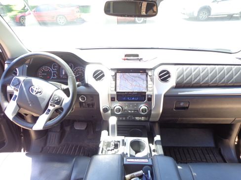 Used 2020 Toyota Tundra Platinum AWD/4WD image 24