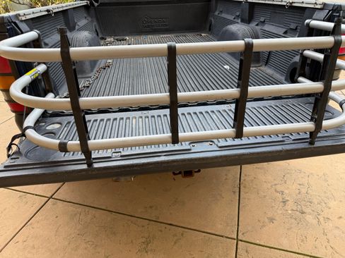 Used 2005 GMC Sierra 3500 SLE w/ Heavy-Duty Power Package image 17