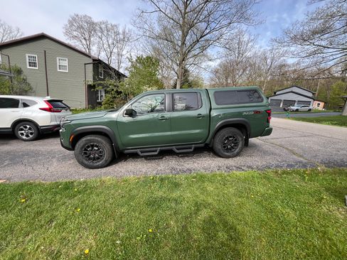 Used 2022 Nissan Frontier PRO-4X w/ Pro-4X Premium Package AWD/4WD image 5