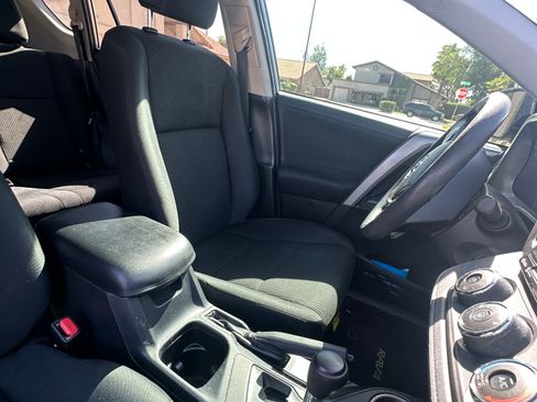 Used 2017 Toyota RAV4 LE w/ Carpet Mat Package FWD image 13