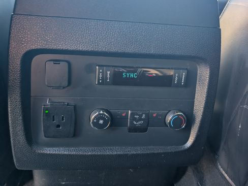 Used 2017 Ford Expedition EL Platinum image 16