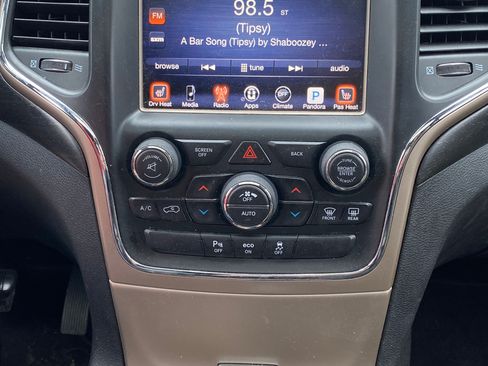 Used 2015 Jeep Grand Cherokee Altitude image 16