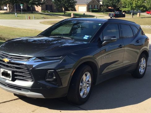 Used 2019 Chevrolet Blazer LT image 1