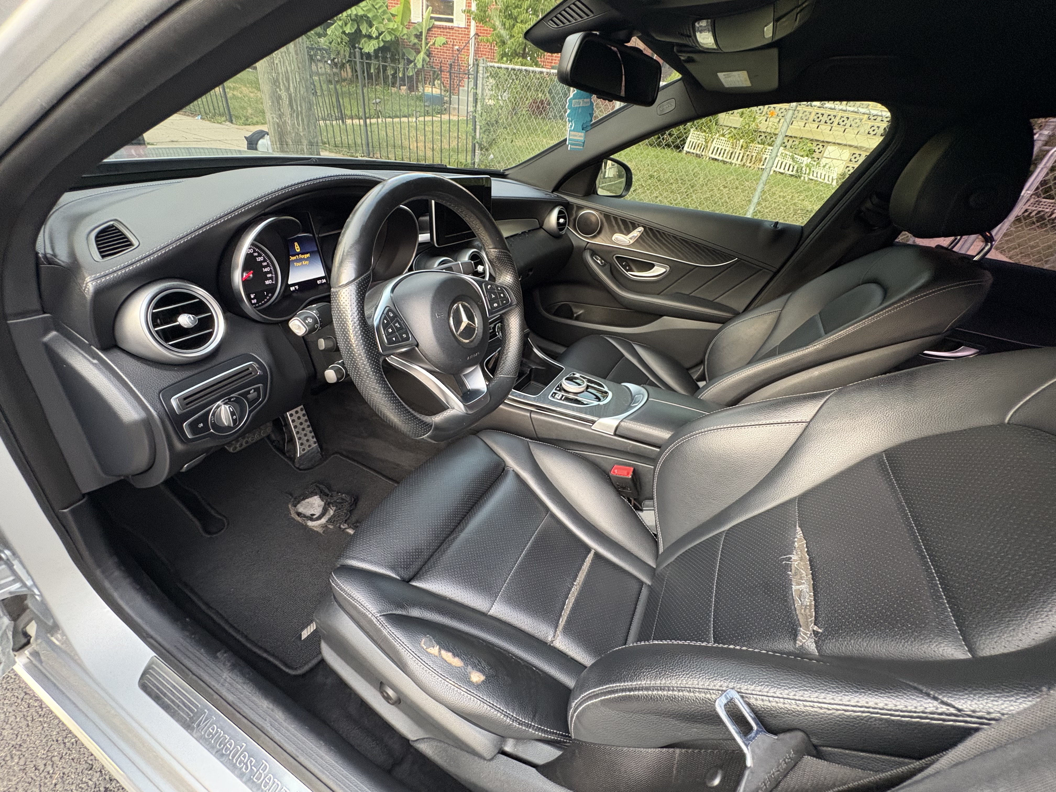 Used 2017 Mercedes-Benz C 300 Sedan w/ Sport Package image 10