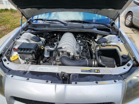 Used 2006 Dodge Magnum SRT8 w/ SRT Option Group III image 9