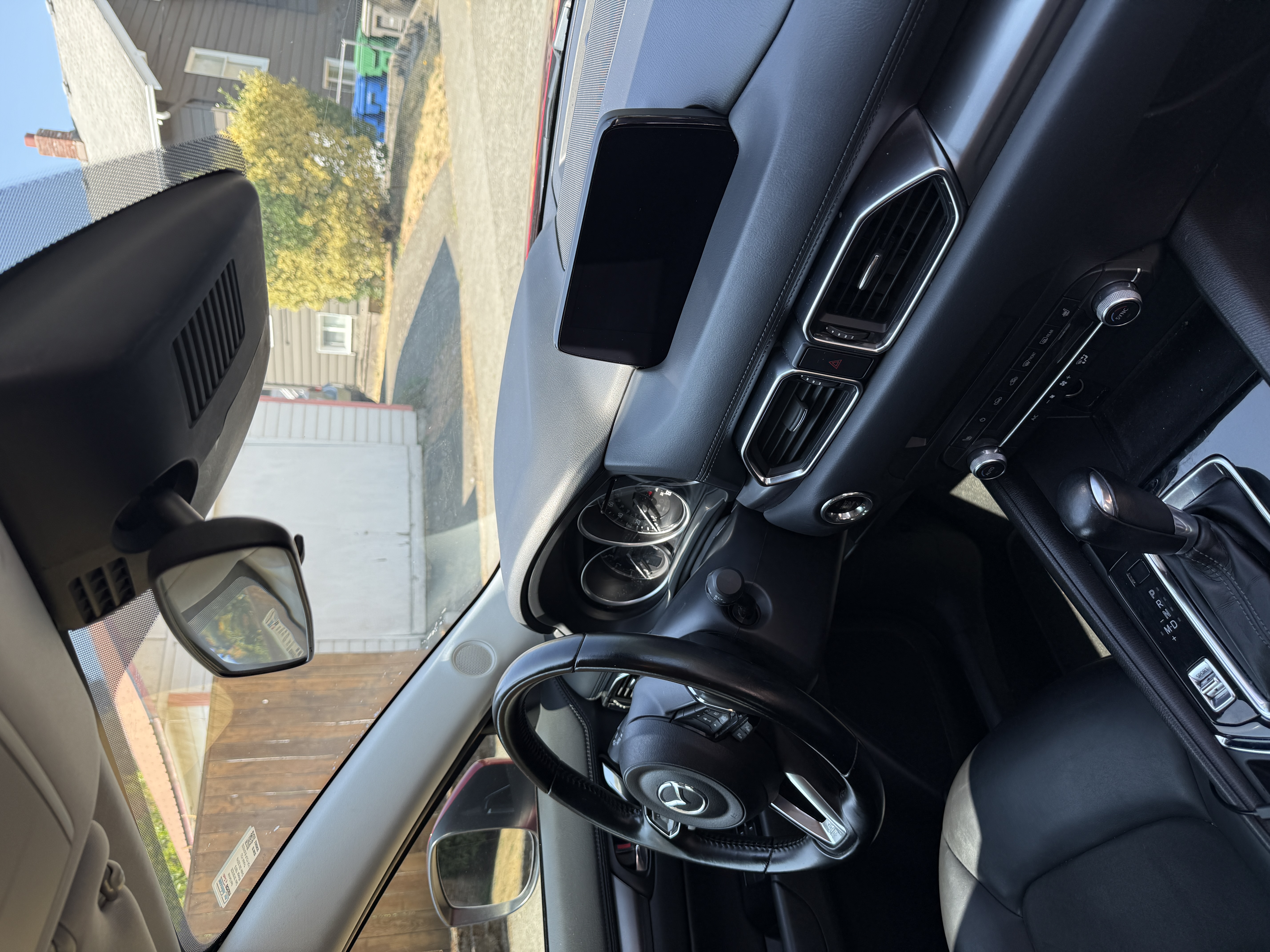 Used 2020 MAZDA CX-5 Touring FWD image 4