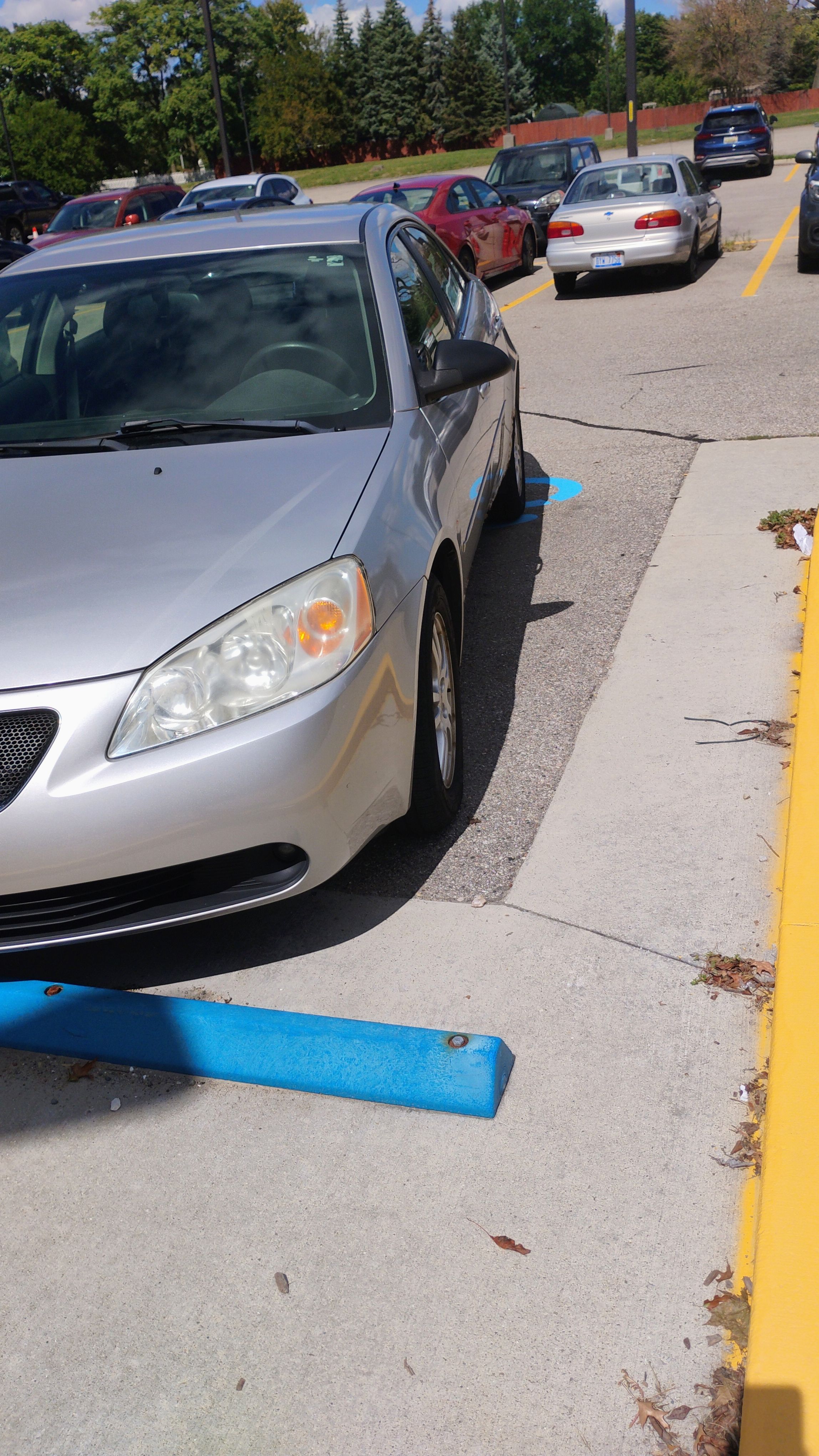 Used 2006 Pontiac G6 Sedan w/ Drivers Package FWD image 11