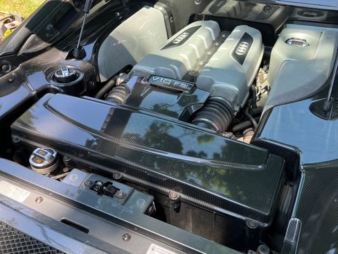 Used 2012 Audi R8 V10 image 12