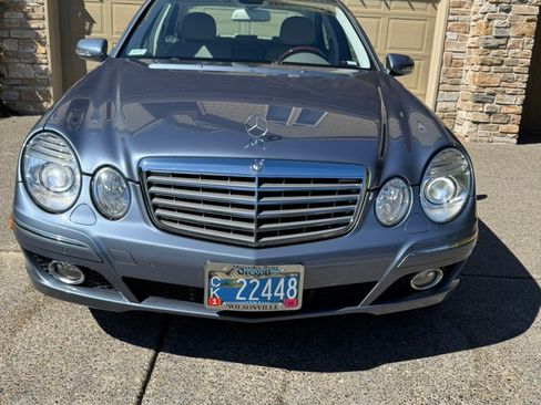 Used 2007 Mercedes-Benz E 320 BlueTEC Sedan image 4