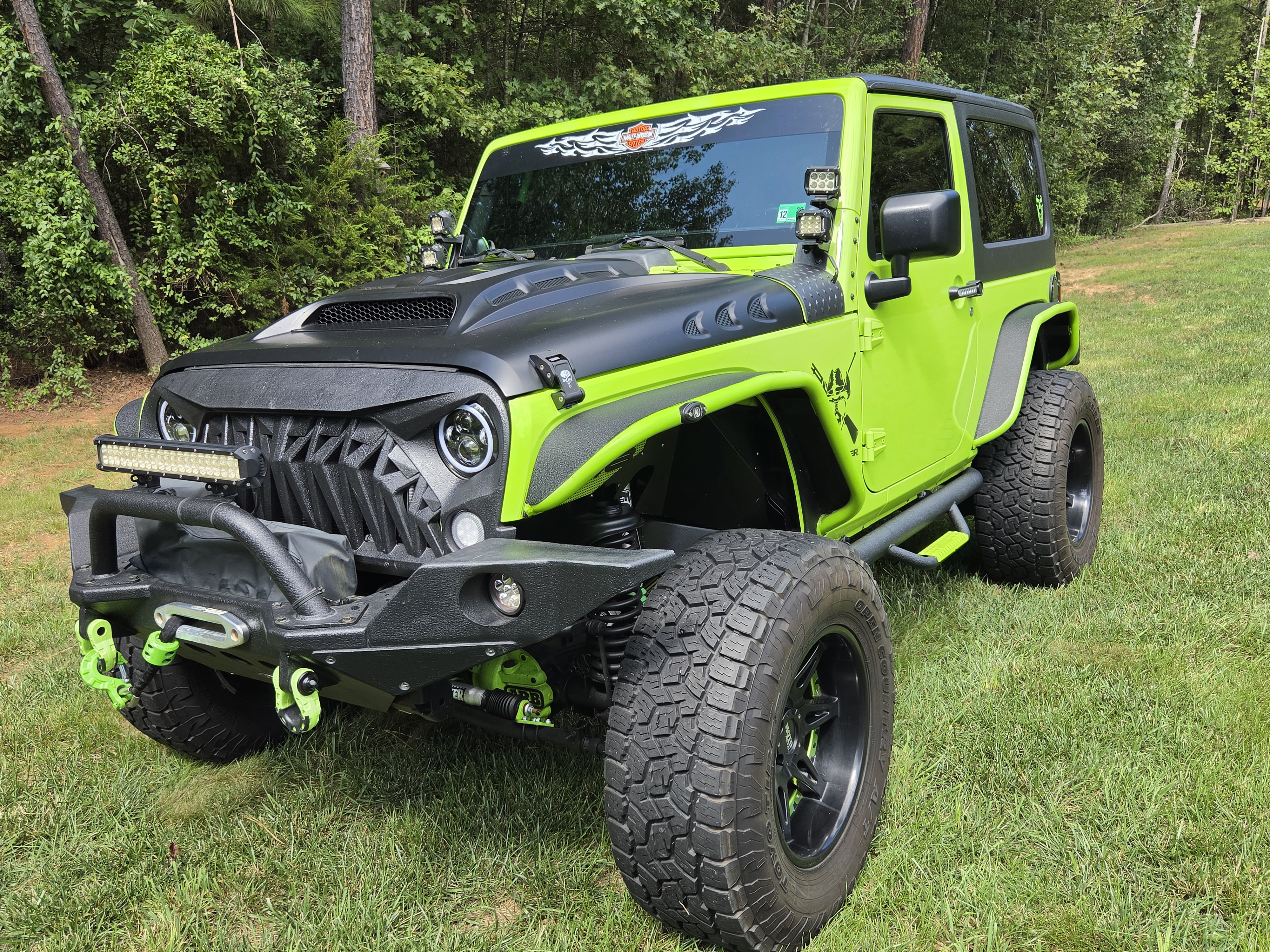 Used 2013 Jeep Wrangler Sahara w/ Dual Top Group AWD/4WD image 1