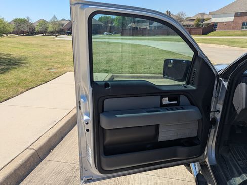 Used 2012 Ford F150 XLT image 12