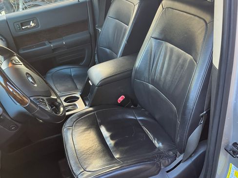 Used 2017 Ford Flex Limited image 11