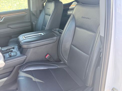 Used 2022 GMC Sierra 1500 Denali w/ Denali Reserve Package image 12