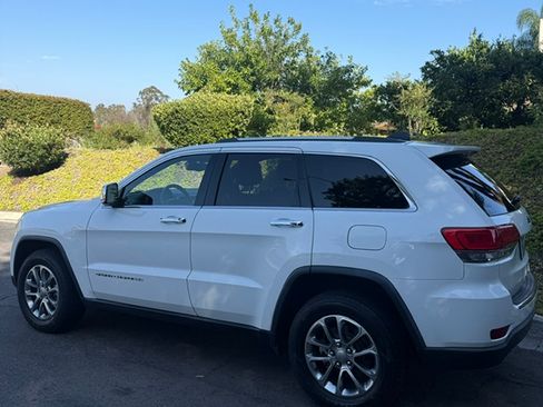 Used 2015 Jeep Grand Cherokee Limited RWD image 2