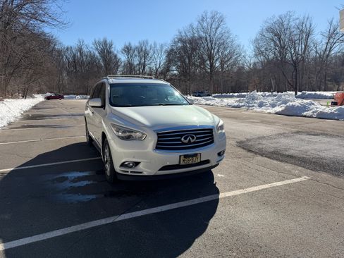 Used 2014 INFINITI QX60 AWD w/ Premium Plus Package image 2