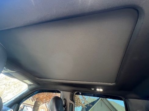 Used 2019 Ford F150 Platinum w/ Equipment Group 701A Luxury image 17