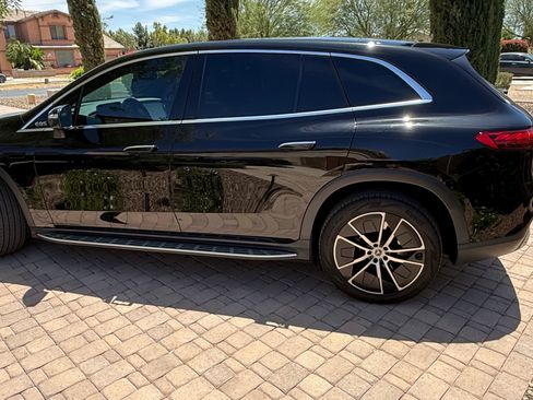 Used 2023 Mercedes-Benz EQS 450+ SUV image 6