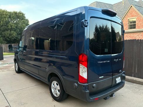 Used 2019 Ford Transit 350 XLT RWD image 5