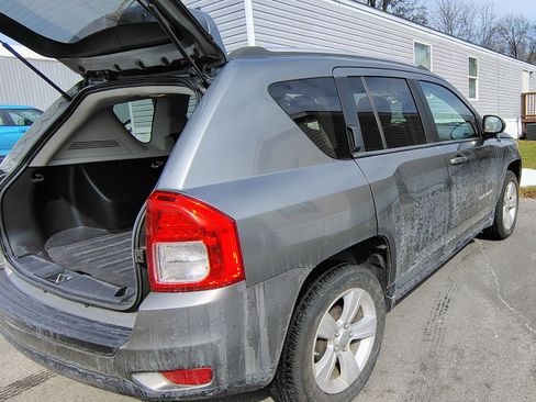 Used 2012 Jeep Compass Sport image 17