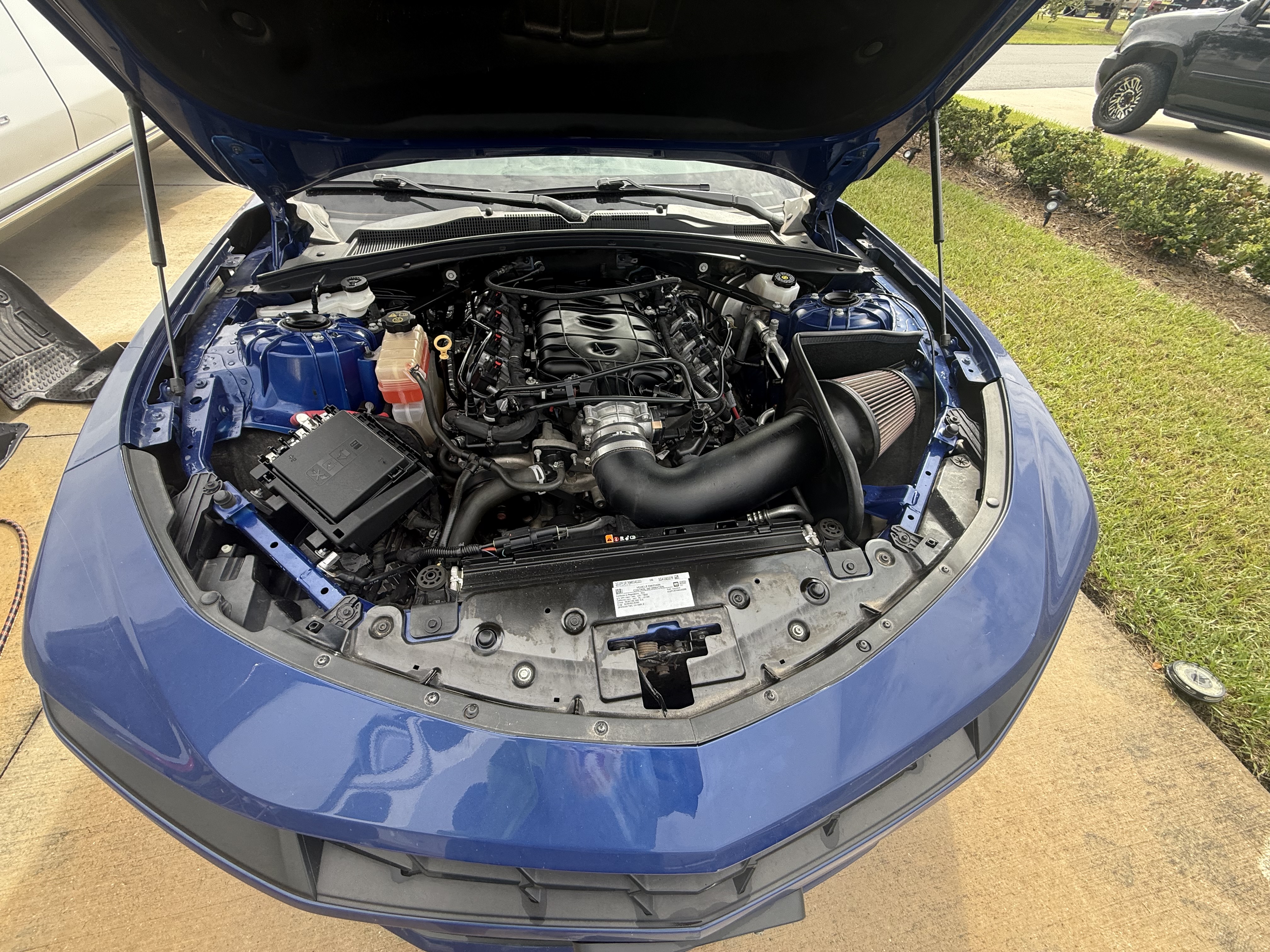 Used 2021 Chevrolet Camaro LT w/ RS Package RWD image 8