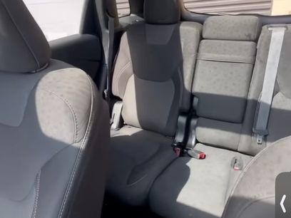 Used 2016 Jeep Cherokee Latitude w/ Comfort/Convenience Group