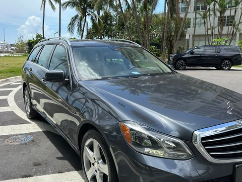 Used 2014 Mercedes-Benz E 350 4MATIC Wagon image 1