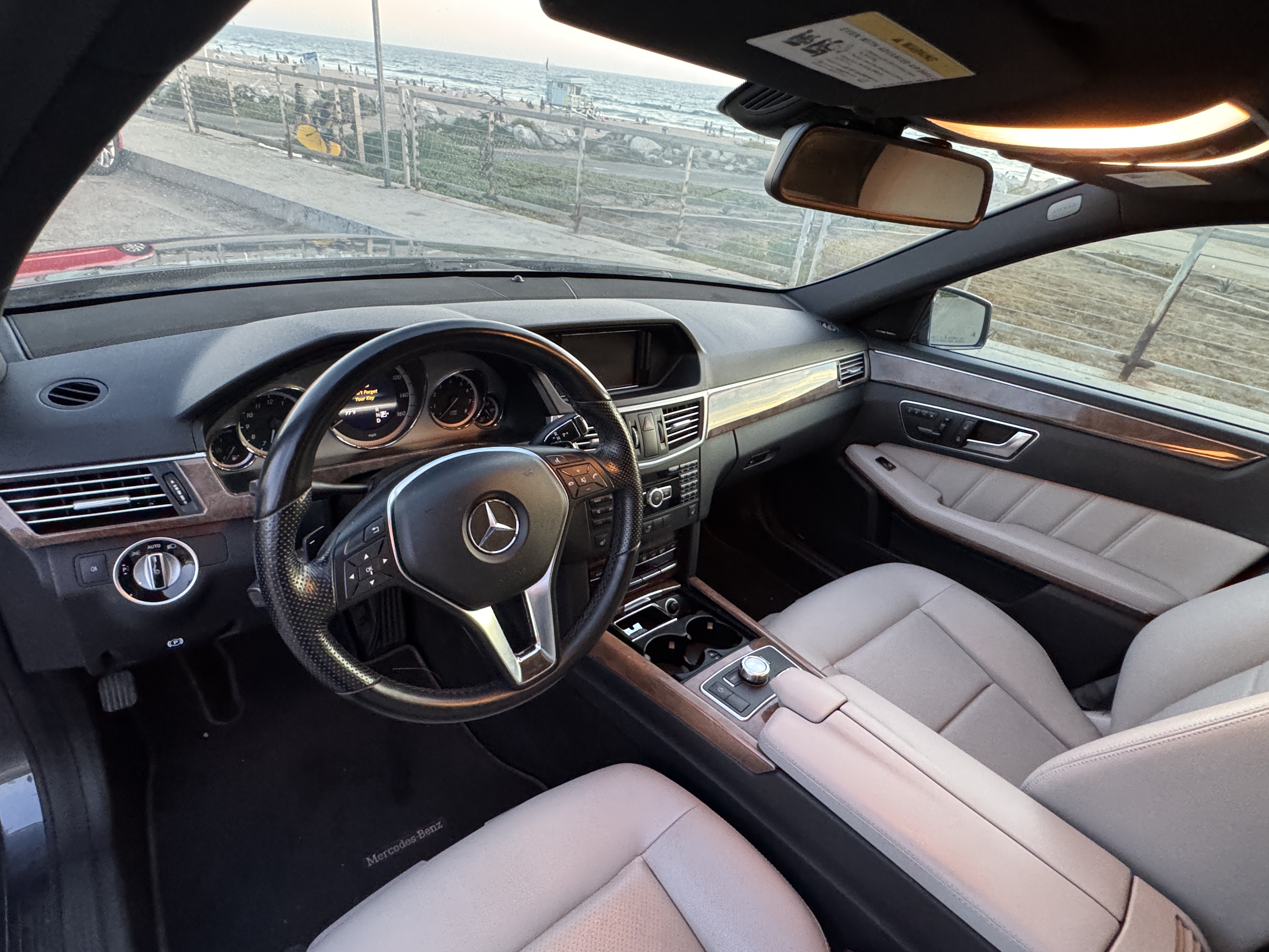 Used 2013 Mercedes-Benz E 350 4MATIC Sedan image 6