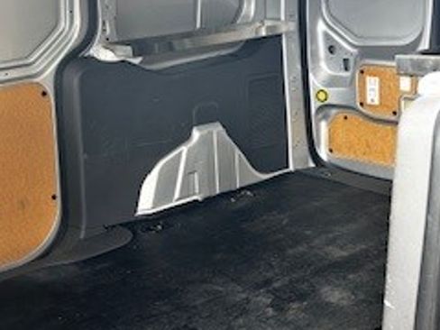 Used 2019 Ford Transit Connect XLT image 10