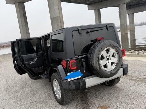 Used 2012 Jeep Wrangler Unlimited Sahara w/ Connectivity Group image 2