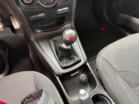 Used 2016 Ford Fiesta ST image 4