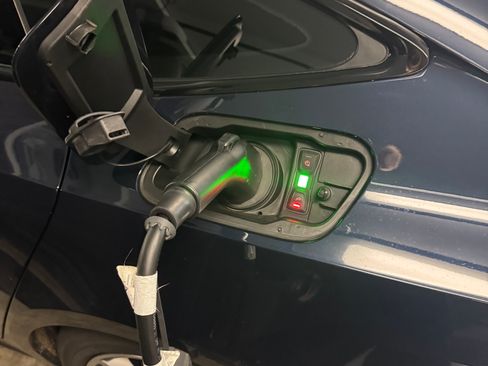 Used 2021 Audi A7 e Premium Plus w/ Executive Package image 7