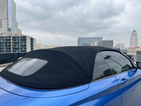 Used 2016 BMW M235i Convertible RWD image 9